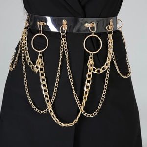 Atlanta Nights Chain link belt. Only white color available. 1 left in white sm.